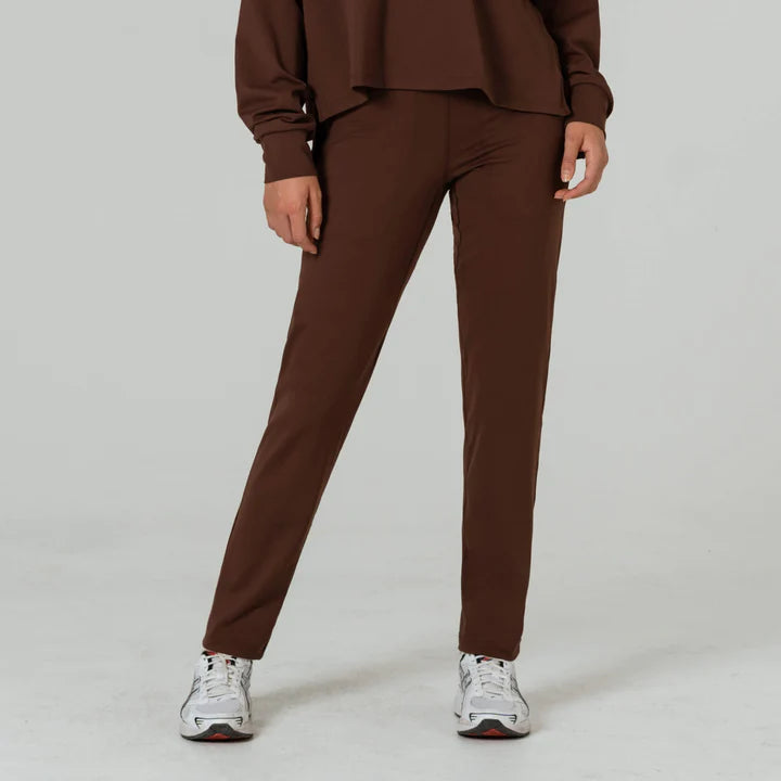 Straight Leg Jogger Brown